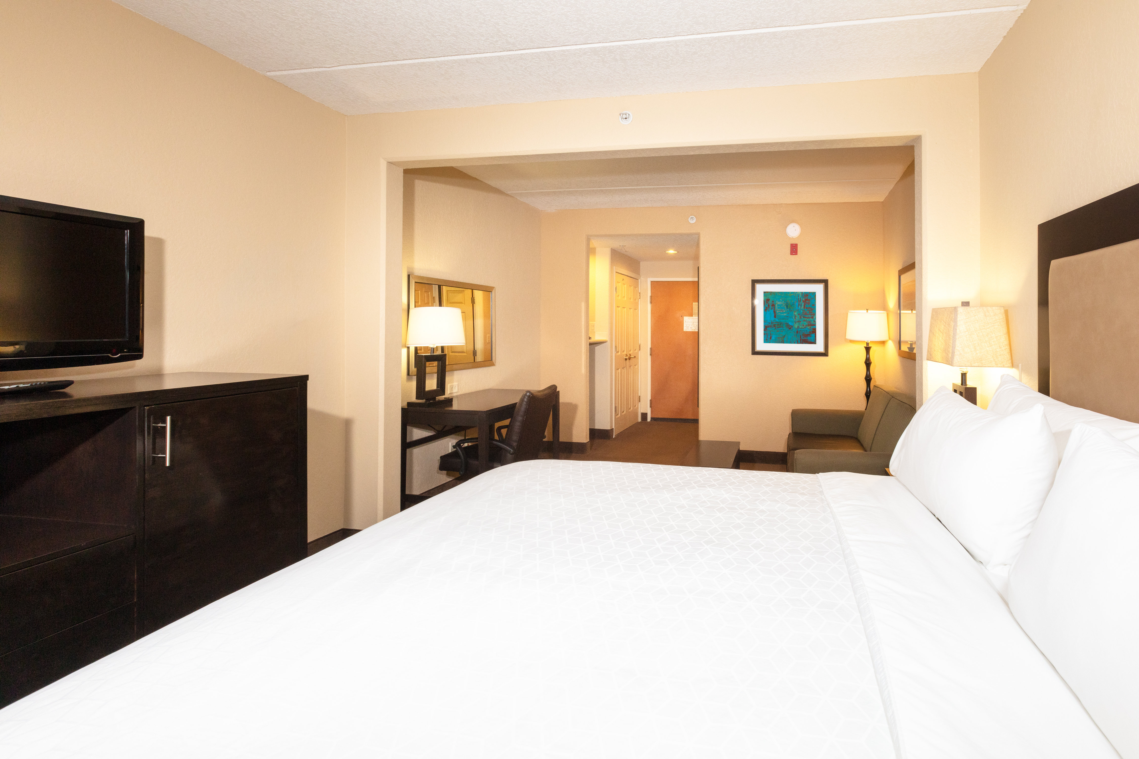 holiday inn express and suites jacksonville airport by ihg