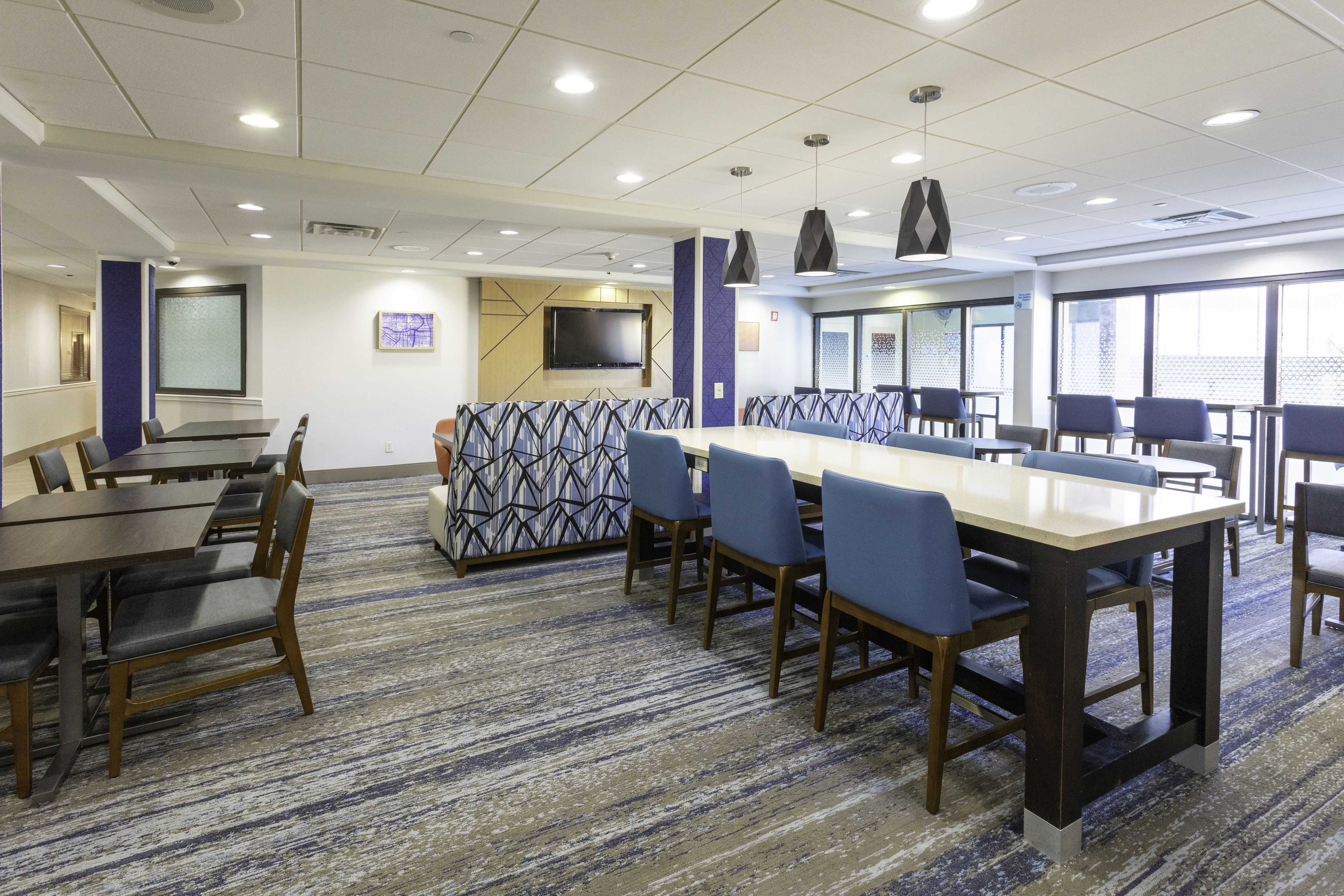 holiday inn express and suites jacksonville airport by ihg