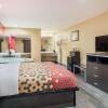 econo lodge lake charles university area