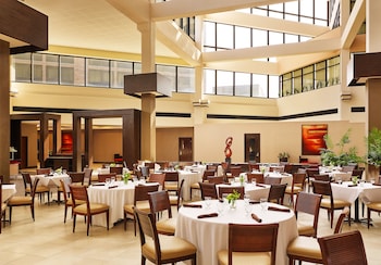 sheraton lisle naperville hotel