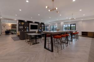 doubletree by hilton palmdale ca