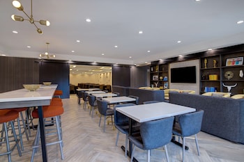 doubletree by hilton palmdale ca