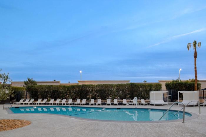 doubletree by hilton palmdale ca
