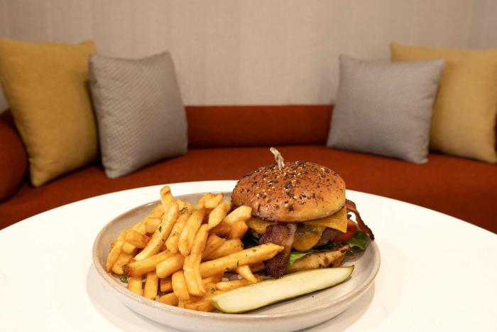 doubletree by hilton palmdale ca