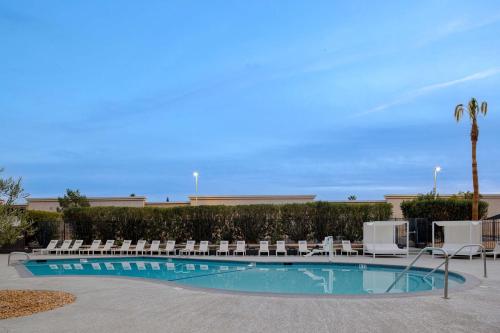 doubletree by hilton palmdale ca