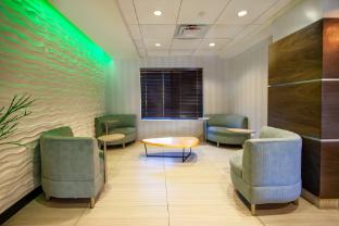 holiday inn and suites scottsdale north airpark