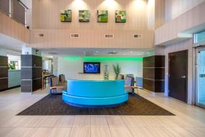 holiday inn and suites scottsdale north airpark