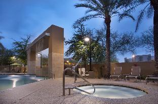 holiday inn and suites scottsdale north airpark