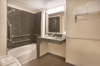 Holiday Inn & Suites Scottsdale North - Airpark,Fountain Hills>>Buenavante,4 star