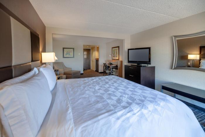 holiday inn and suites scottsdale north airpark