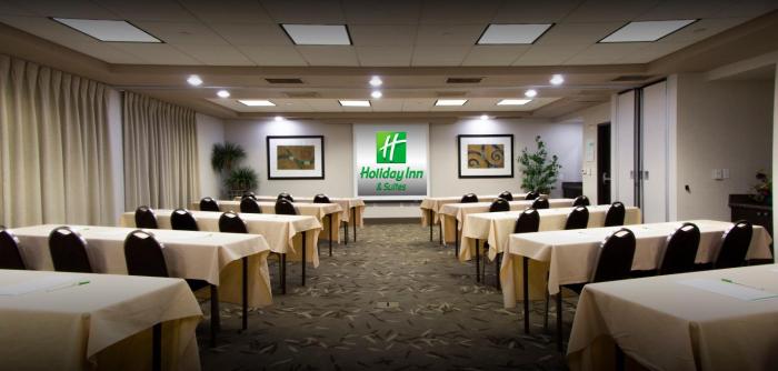 holiday inn and suites scottsdale north airpark