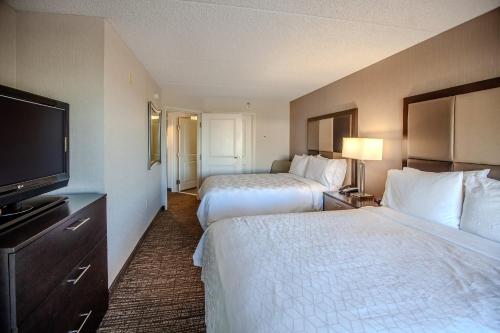 holiday inn and suites scottsdale north airpark