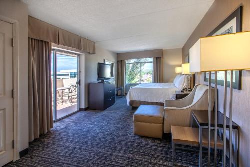 holiday inn and suites scottsdale north airpark