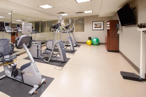 holiday inn and suites scottsdale north airpark
