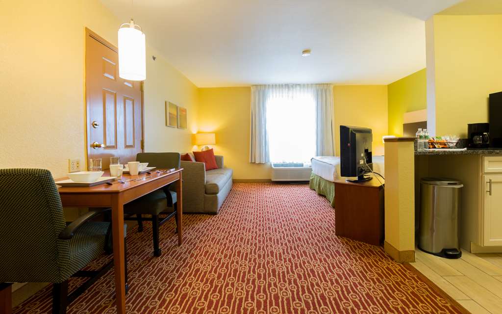 dulles suites
