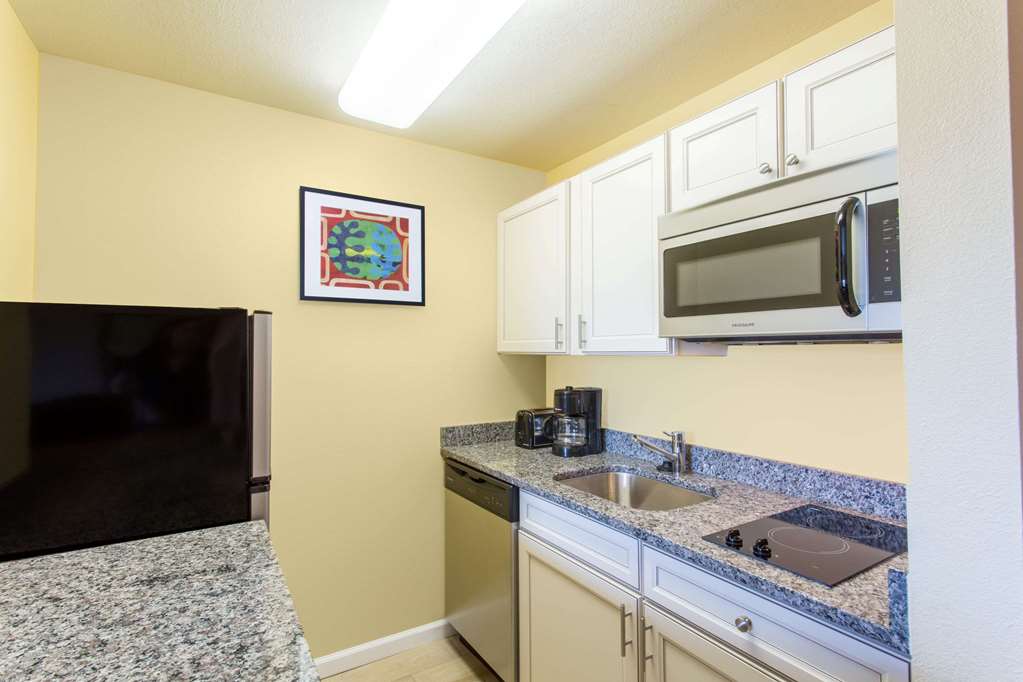 dulles suites