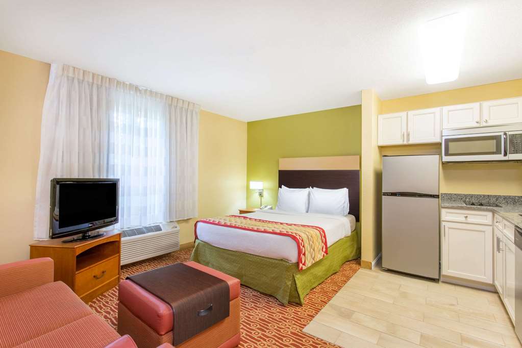 dulles suites