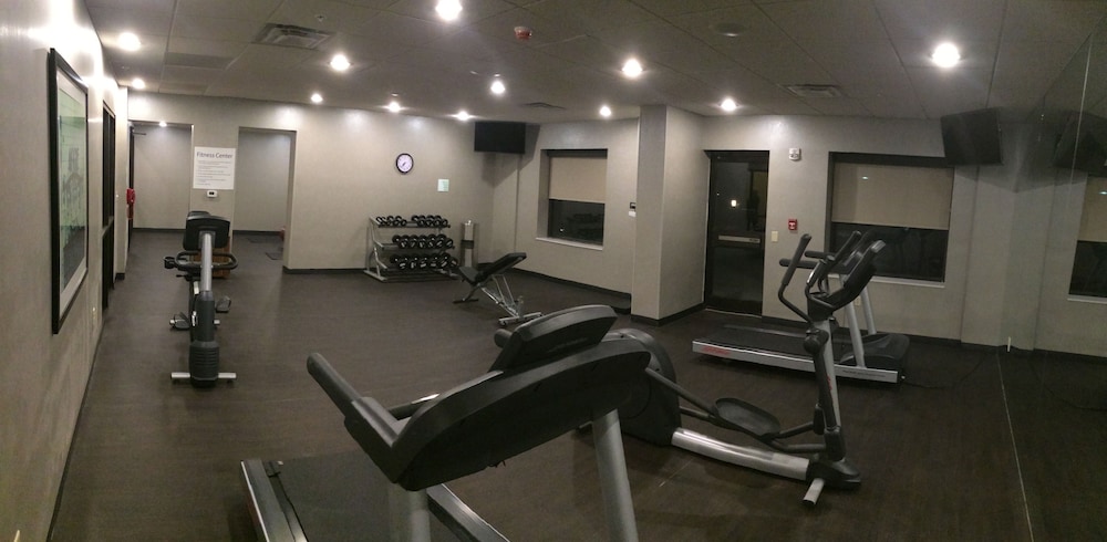 holiday inn greensboro coliseum by ihg