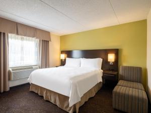 holiday inn greensboro coliseum by ihg