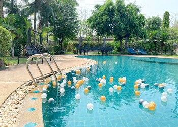 the space airport hotel chiang rai