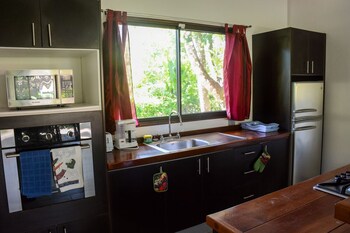 Kenaki Lodge,Limon>>Cahuita,3 star