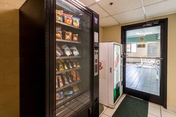 red roof inn morehead