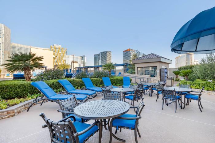 hilton vacation club polo towers las vegas