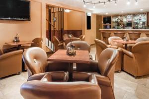 Ramada By Wyndham Ely,Nevada>>Ely,2.5 star