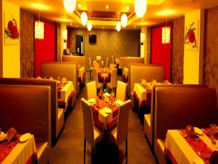 paravoor galaxy hotel