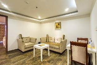 paravoor galaxy hotel