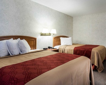 econo lodge inn and suites canandaigua