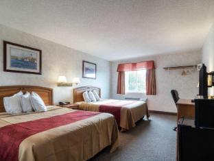 econo lodge inn and suites canandaigua