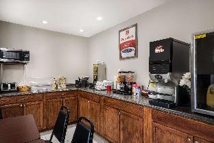 econo lodge inn and suites canandaigua