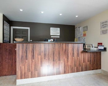 Econo Lodge Inn & Suites Canandaigua,Hopewell>>Canandaigua,2 star