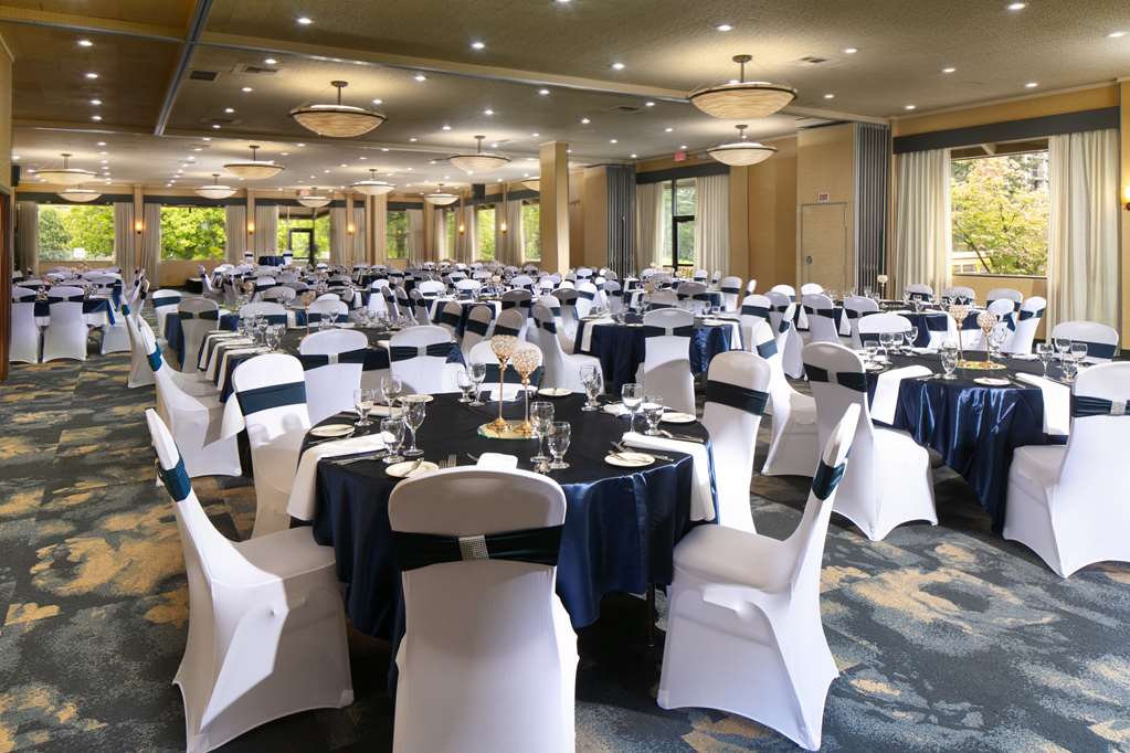 red lion hotel bellevue