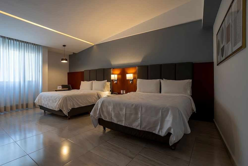 holiday inn puebla finsa by ihg