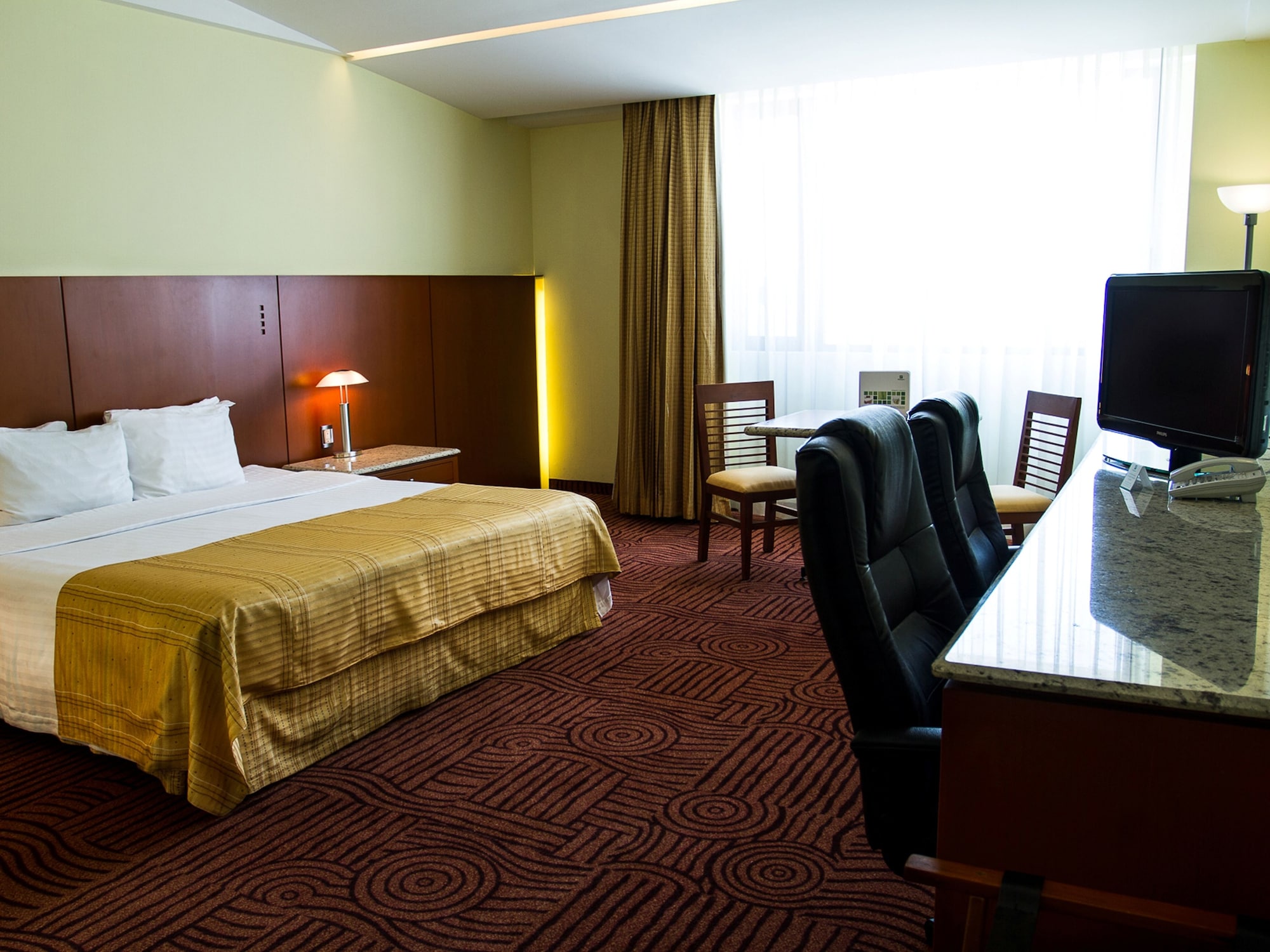 holiday inn puebla finsa by ihg