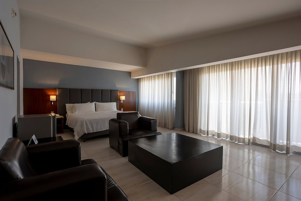 holiday inn puebla finsa by ihg