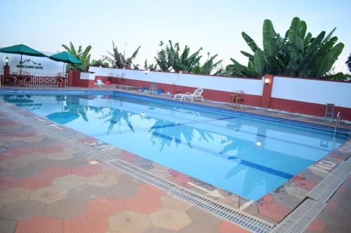 Meru Slopes Hotel,Mount Kenya National Park>>Meru,4 star