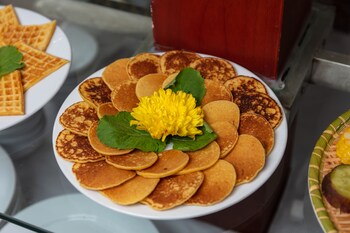 airport hotel hanoi convenient and friendly