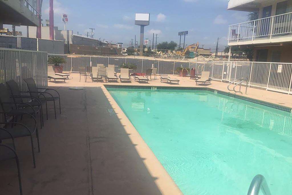 travelodge by wyndham san antonio lackland afb north