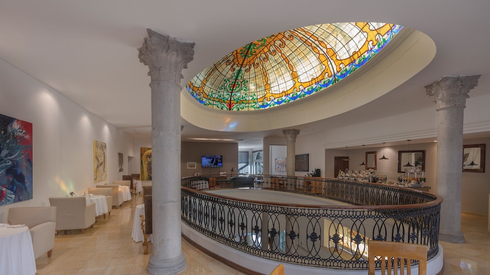 intercontinental presidente puebla by ihg