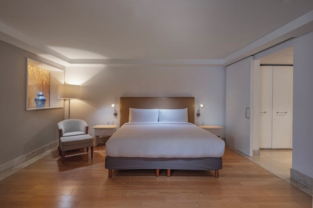 intercontinental presidente puebla by ihg