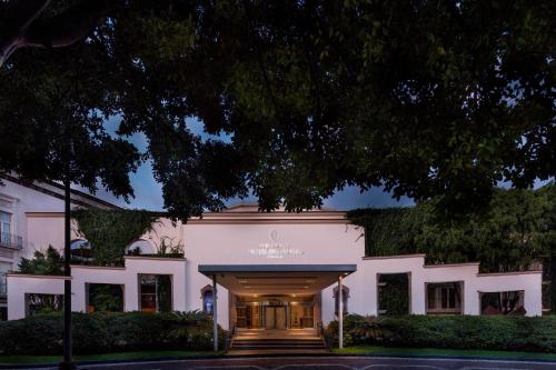 intercontinental presidente puebla by ihg