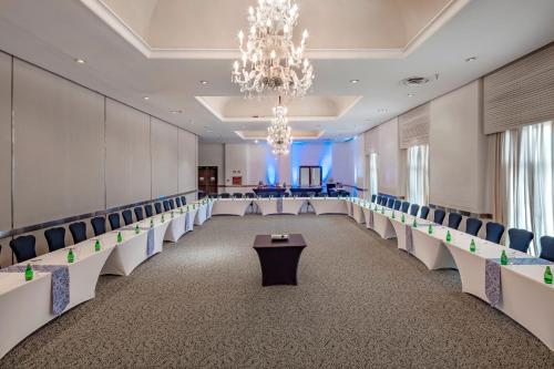 intercontinental presidente puebla by ihg
