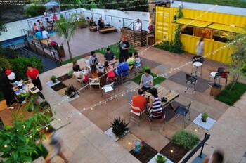 tetris container hostel