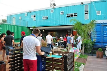 tetris container hostel