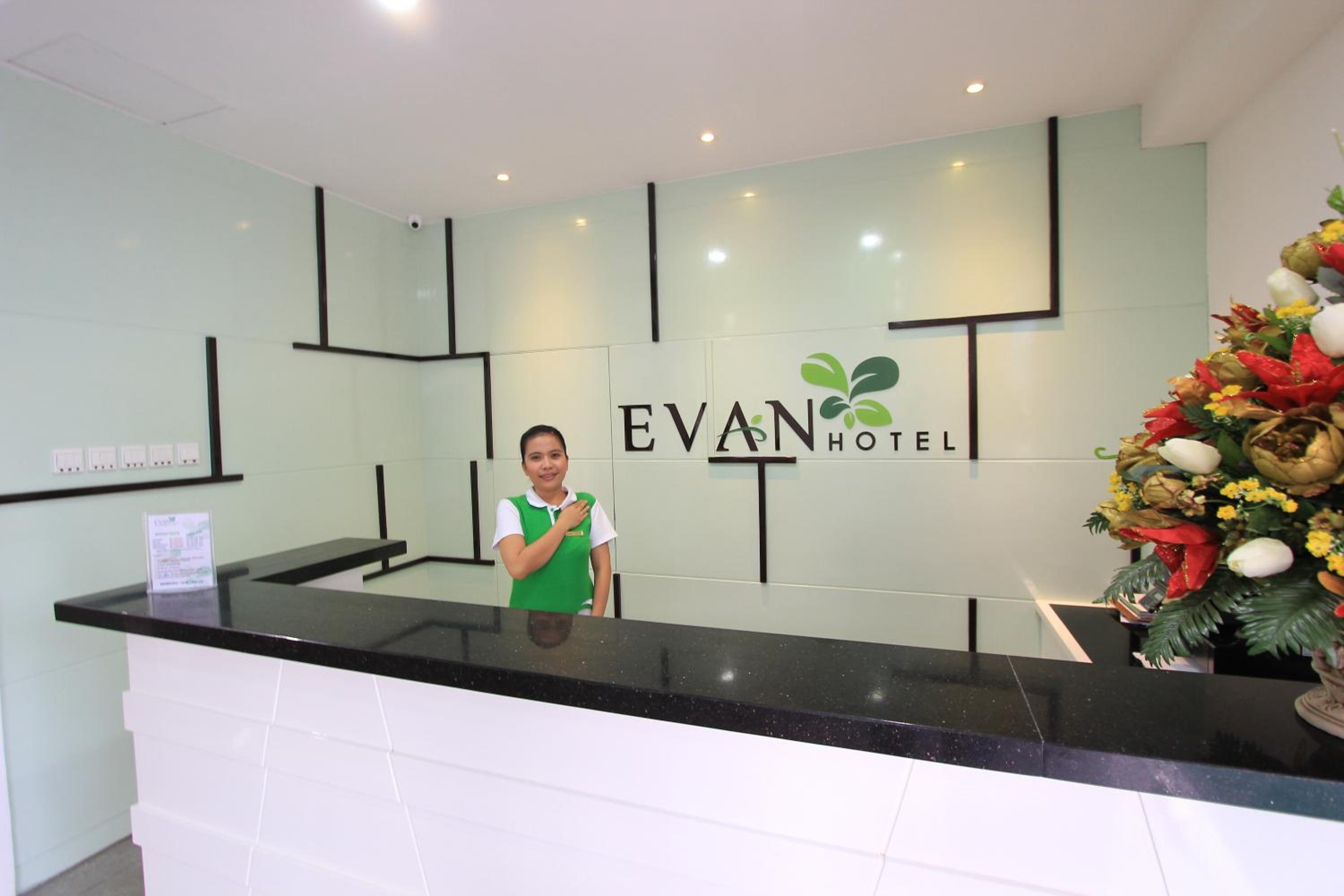 evan hotel non smoking