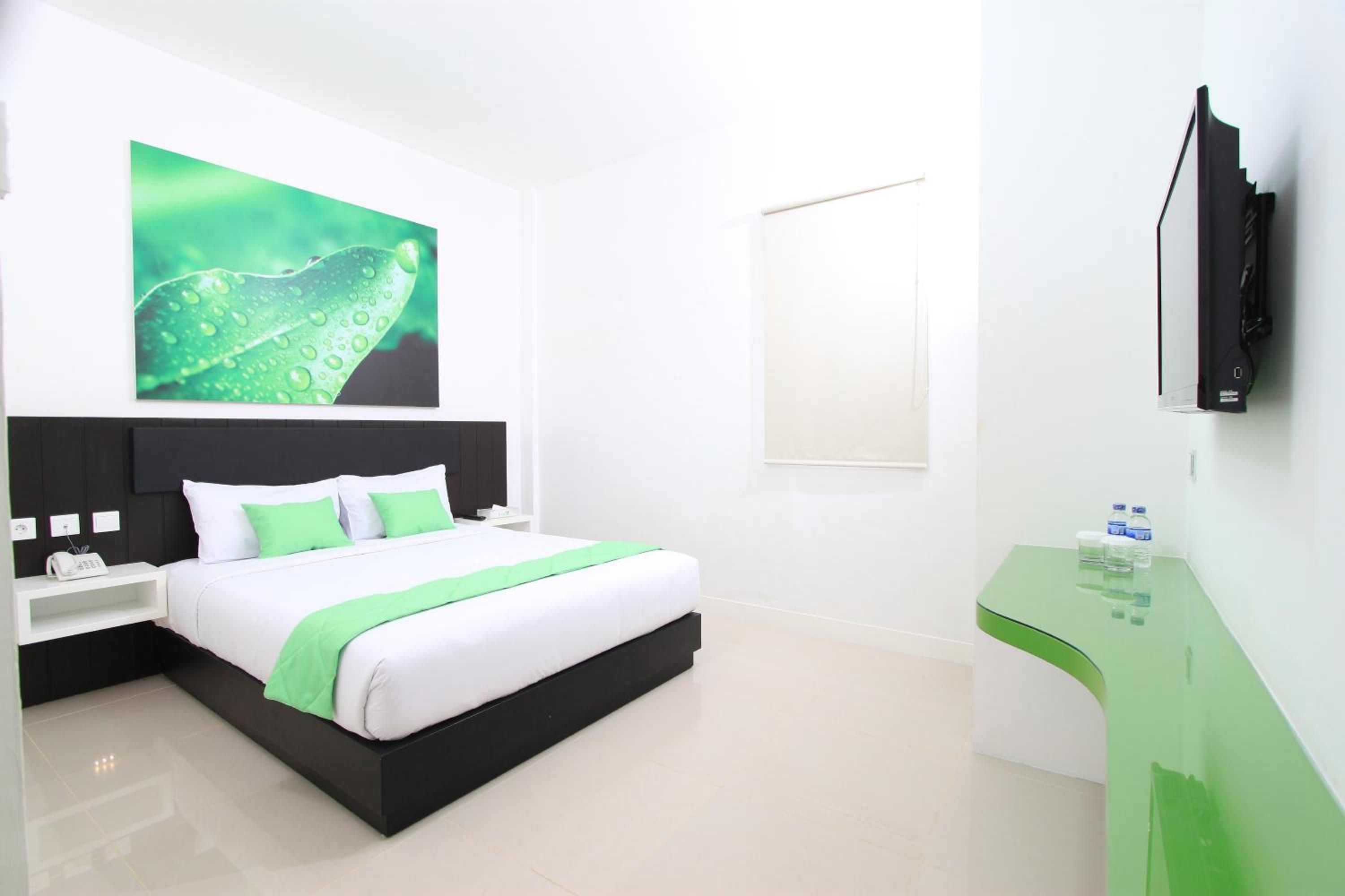 evan hotel non smoking