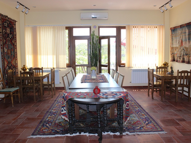 silk road hotel yerevan